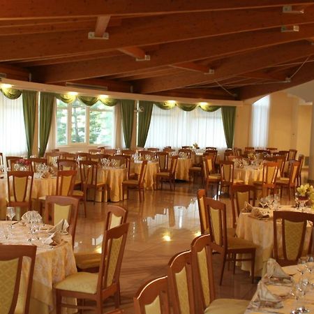 Hotel Mille Pini Marina di Ginosa Exterior foto